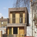 Haringey Brick House / Satish Jassal Architects Haringey Brick House / Satish Jassal Architects © Paul Riddle