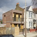 Haringey Brick House / Satish Jassal Architects Haringey Brick House / Satish Jassal Architects © Paul Riddle
