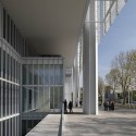 Intesa Sanpaolo Office Building / Renzo Piano Intesa Sanpaolo Office Building / Renzo Piano © Enrico Cano