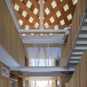 JR Onagawa Station / Shigeru Ban Architects JR Onagawa Station / Shigeru Ban Architects © Hiroyuki Hirai