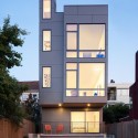 18th Ave City Homes / Malboeuf Bowie Architecture 18th Ave City Homes / Malboeuf Bowie Architecture © Andrew Pogue