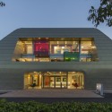 Bank of Pisa and Fornacette New HQ / Massimo Mariani © Alessandro Ciampi