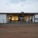 Deolali House / SPASM Design Architects Deolali House / SPASM Design Architects © Sebastian Zachariah