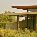 Visitors Entrance Pavilion at Glade One / Khosla Associates Visitors Entrance Pavilion at Glade One / Khosla Associates © Jignesh Vishwanath