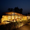 Visitors Entrance Pavilion at Glade One / Khosla Associates Visitors Entrance Pavilion at Glade One / Khosla Associates © Jignesh Vishwanath