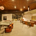 Visitors Entrance Pavilion at Glade One / Khosla Associates Visitors Entrance Pavilion at Glade One / Khosla Associates © Jignesh Vishwanath