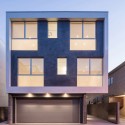 Zig-Zag House / Dan Brunn Architecture Zig-Zag House / Dan Brunn Architecture © Brandon Shigeta