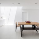 Zig-Zag House / Dan Brunn Architecture Zig-Zag House / Dan Brunn Architecture © Brandon Shigeta