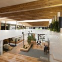 Ballarat Community Health Primary Care Centre / DesignInc Ballarat Community Health Primary Care Centre / DesignInc © Dianna Snape