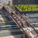 The Paleisbrug / Benthem Crouwel Architects The Paleisbrug / Benthem Crouwel Architects © Jannes Linders