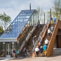 The Paleisbrug / Benthem Crouwel Architects The Paleisbrug / Benthem Crouwel Architects © Jannes Linders