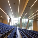 La Enseñanza  School Auditorium / OPUS + MEJÍA © Sergio Gómez