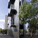 Torre Tres Picos / LBR + A Torre Tres Picos / LBR + A © Alfonso Merchand