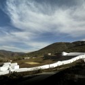 5 Projects Honored with ECOLA Award for Use of Plaster High Performance Rowing Centre in Pocinho. Image © Fernando Guerra | FG+SG