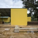 KWIECO Shelter House / Hollmén Reuter Sandman Architects KWIECO Shelter House / Hollmén Reuter Sandman Architects © Juha Ilonen