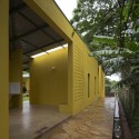 KWIECO Shelter House / Hollmén Reuter Sandman Architects KWIECO Shelter House / Hollmén Reuter Sandman Architects © Juha Ilonen