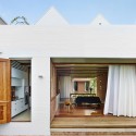 Christian Street House / James Russell Architect Christian Street House / James Russell Architect © Toby Scott