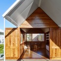 Christian Street House / James Russell Architect Christian Street House / James Russell Architect © Toby Scott