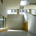 School in Saint-Maurice / Graeme Mann & Patricia Capua Mann © Thomas Jantscher