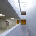 School in Saint-Maurice / Graeme Mann & Patricia Capua Mann © Thomas Jantscher