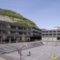 School in Saint-Maurice / Graeme Mann & Patricia Capua Mann © Yves André