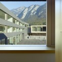 School in Saint-Maurice / Graeme Mann & Patricia Capua Mann © Thomas Jantscher