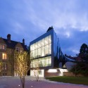 The Investcorp Building / Zaha Hadid Architects The Investcorp Building / Zaha Hadid Architects © Luke Hayes