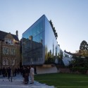 The Investcorp Building / Zaha Hadid Architects The Investcorp Building / Zaha Hadid Architects © Luke Hayes