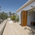 Casa en Ancón / Adrián Noboa Arquitecto Casa en Ancón / Adrián Noboa Arquitecto © Renzo Rebagliati