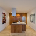 Casa en Ancón / Adrián Noboa Arquitecto Casa en Ancón / Adrián Noboa Arquitecto © Renzo Rebagliati
