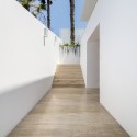 Casa en Ancón / Adrián Noboa Arquitecto Casa en Ancón / Adrián Noboa Arquitecto © Renzo Rebagliati
