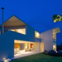 Casa del Lago / Juan Ignacio Castiello Arquitectos Casa del Lago / Juan Ignacio Castiello Arquitectos © Mito Covarrubias