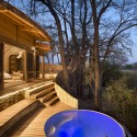 Sandibe Okavango Safari Lodge / Nicholas Plewman Architects © Dook