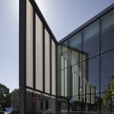 Williamstown Library / Sally Draper Architects + Mitsuori Architects Williamstown Library / Sally Draper Architects + Mitsuori Architects © Mein Photo