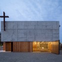 Capilla San Alberto Magno  / Juan Pavez Aguilar  + José Requesens Aldea © Marcelo Cáceres A.