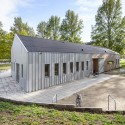 Community Center in Groningen / Kwint Architecten Community Center in Groningen / Kwint Architecten © Ronald Zijlstra