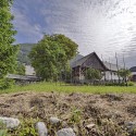 Alpine Barn Apartment / OFIS Architects Alpine Barn Apartment / OFIS Architects © Tomaz Gregoric