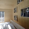 Alpine Barn Apartment / OFIS Architects Alpine Barn Apartment / OFIS Architects © Tomaz Gregoric